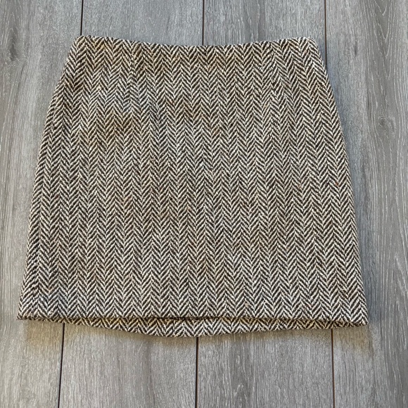 GAP PREMIUM timeless classic tailored wool A line skirt size 6 EUC - Picture 1 of 8